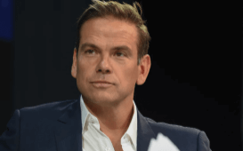 TMGM官网：拉克兰·默多克 (Lachlan Murdoch) 在放弃诽谤诉讼后向澳大利亚出版商支付了超过 80 万美元的法律费用